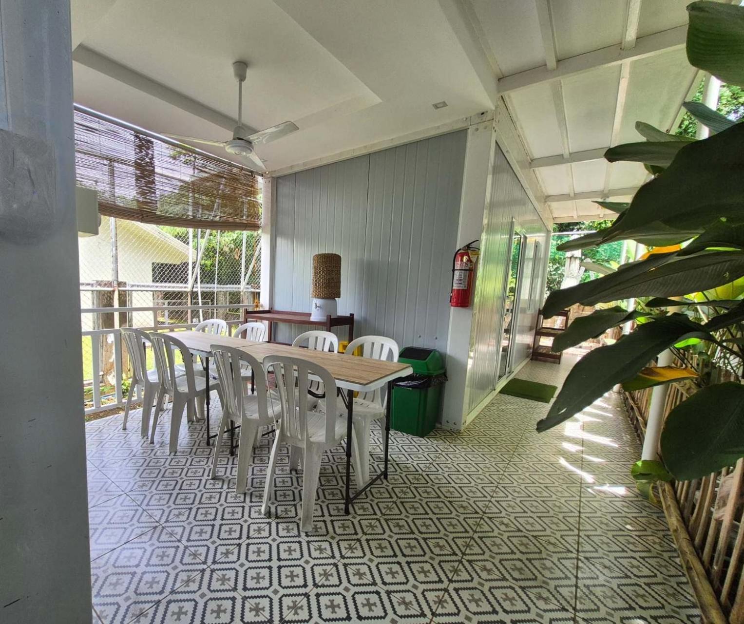 Olive Hostel Roxas City Exterior foto